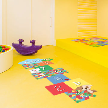 Adesivo Infantil - AMARELINHA COLORIDA